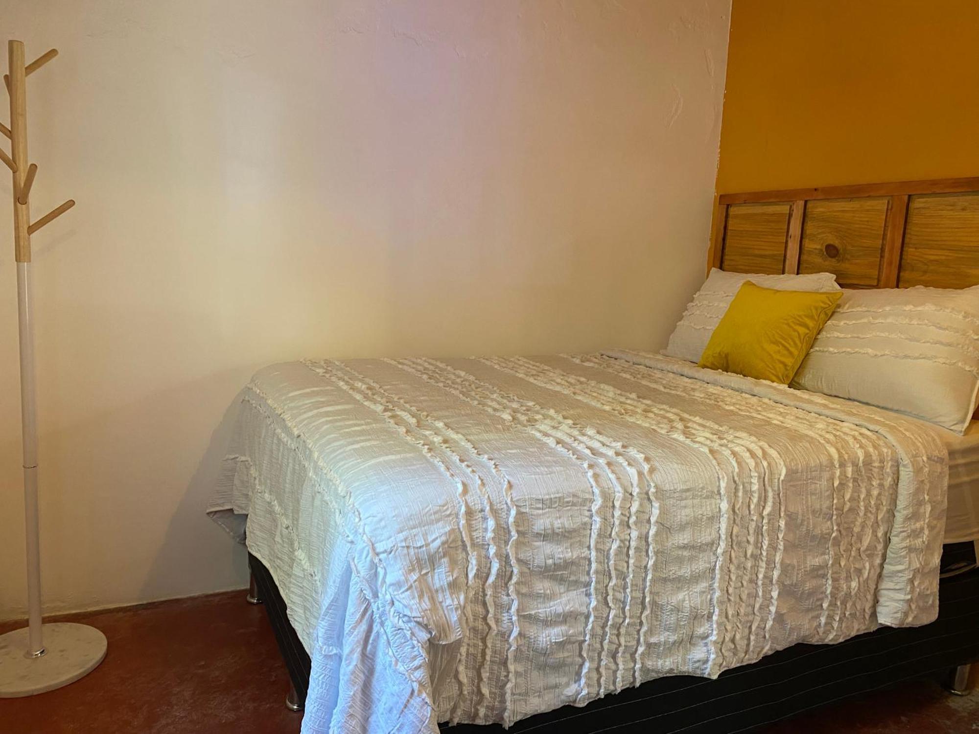 El Chirris B&B San Juan La Laguna Bagian luar foto