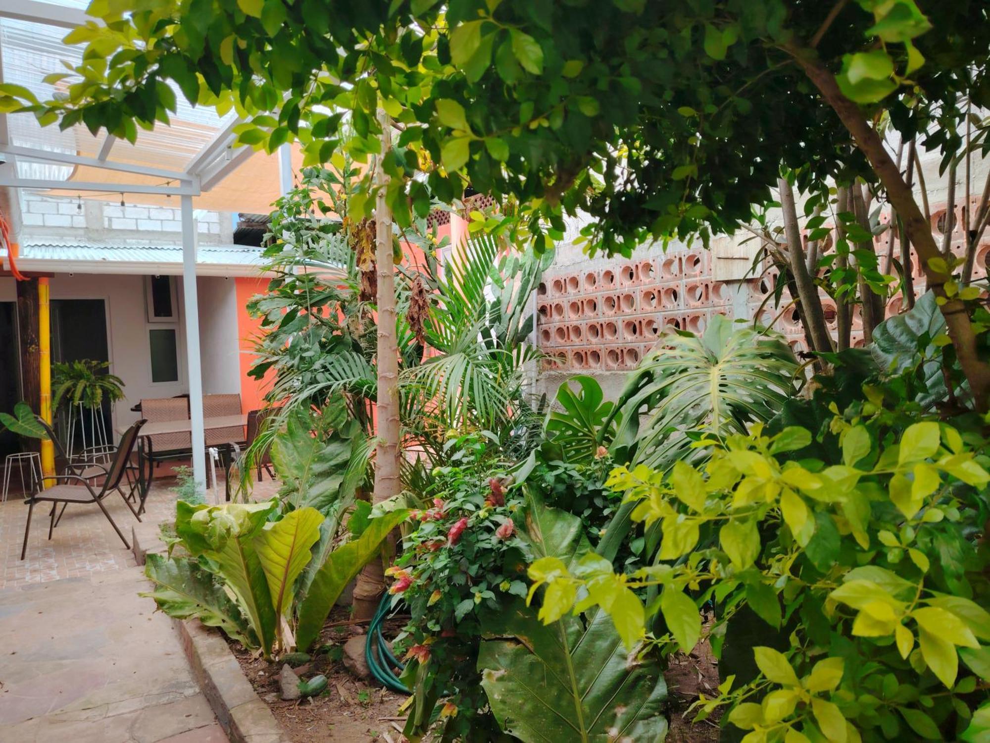 El Chirris B&B San Juan La Laguna Bagian luar foto