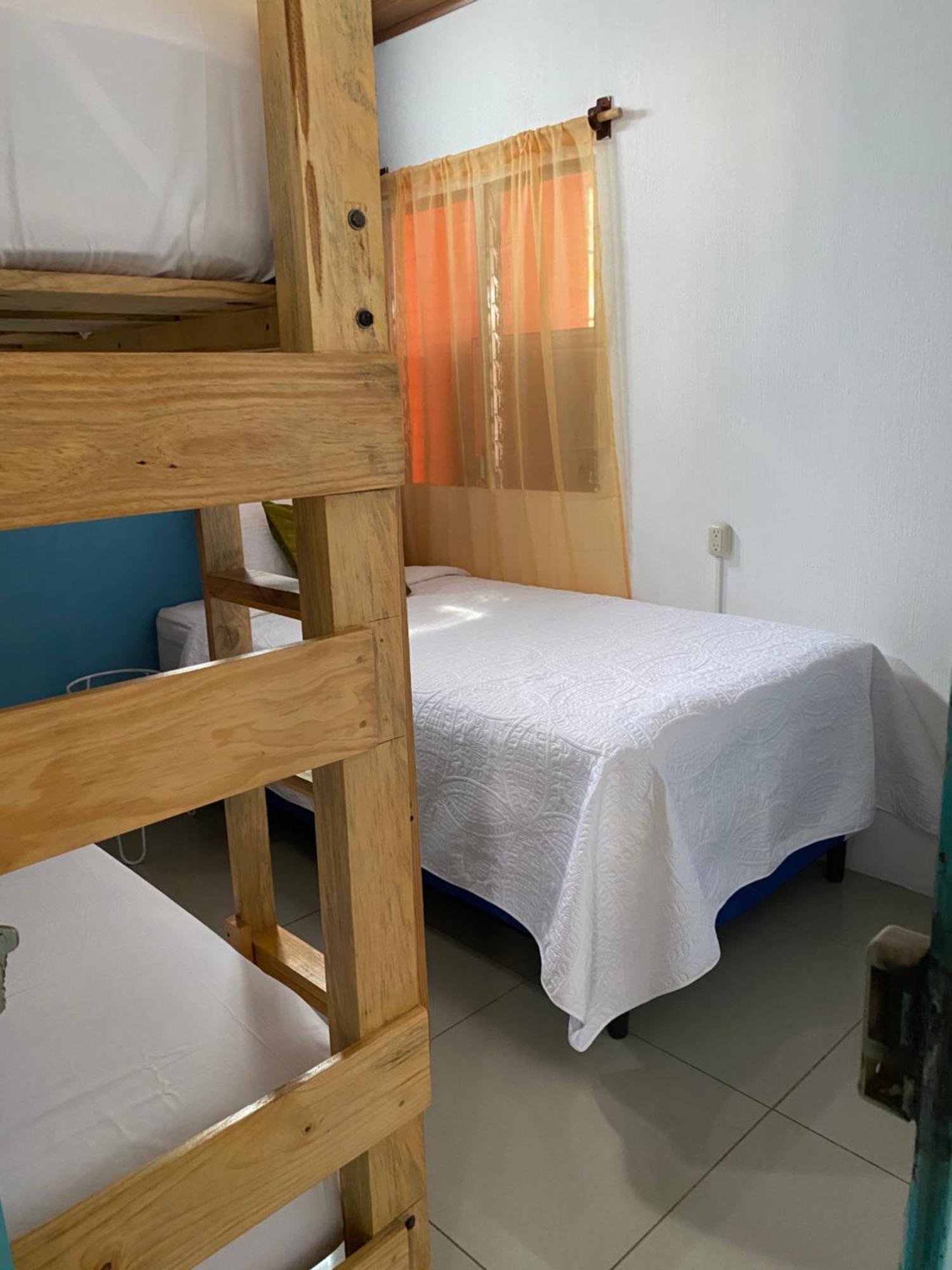 El Chirris B&B San Juan La Laguna Bagian luar foto